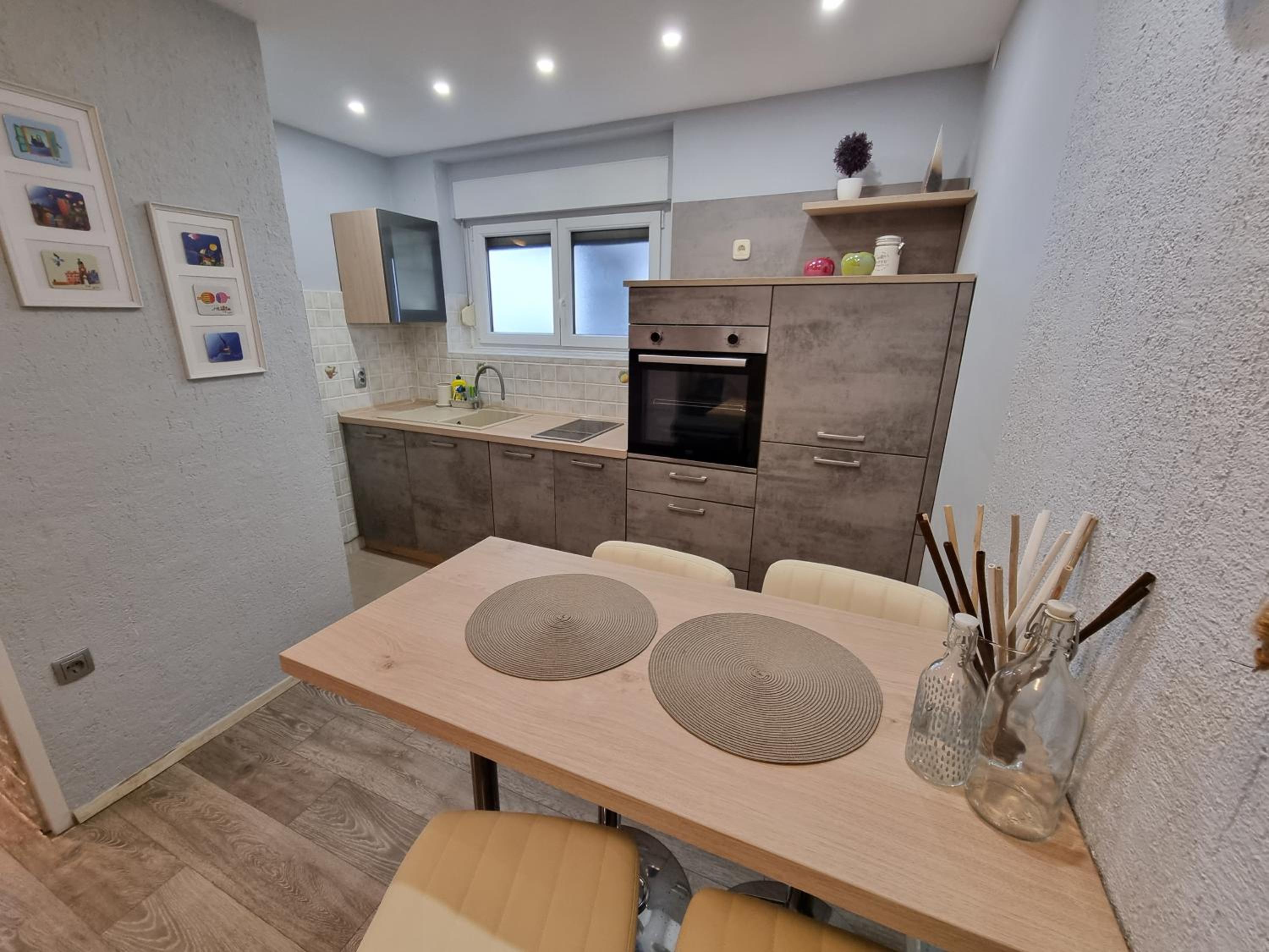 BUBI Apartments with sea view near sandy beach