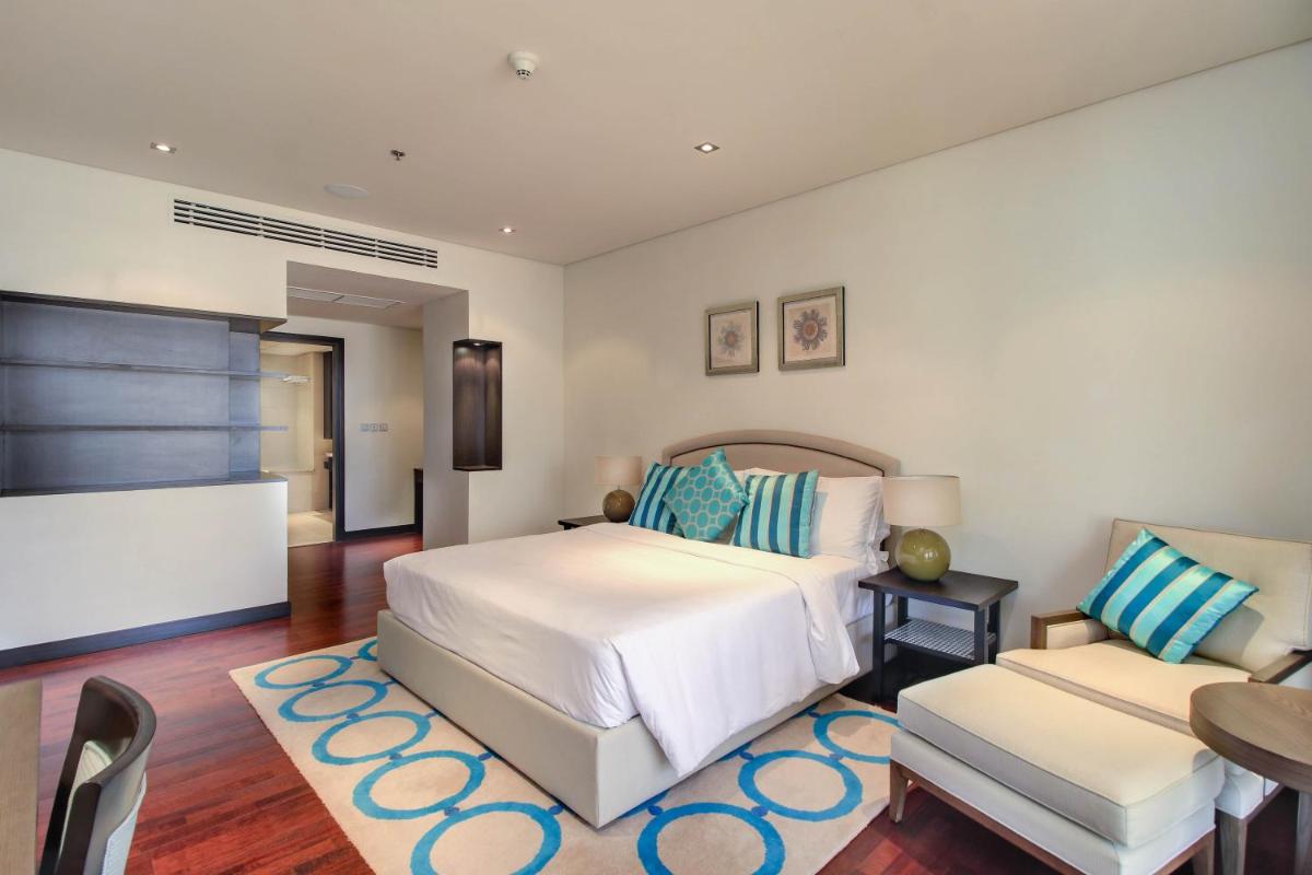 Luxe Getaways Royal Amwaj Palm Jumeirah Resort Apartment Holiday Home