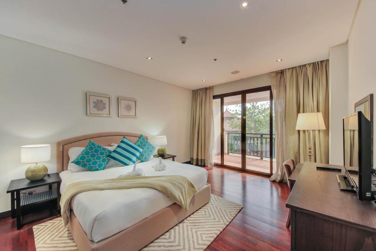 Luxe Getaways Royal Amwaj Palm Jumeirah Resort Apartment Holiday Home