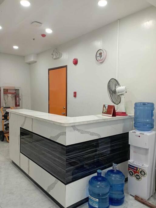 St. Marvin Studio Makati M402 view 4