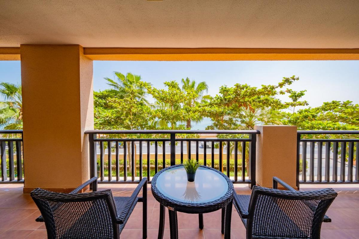 Luxe Getaways Royal Amwaj Palm Jumeirah Resort Apartment Holiday Home