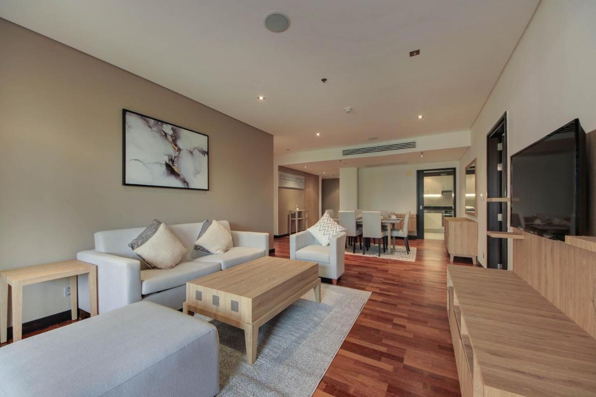 Luxe Getaways Royal Amwaj Palm Jumeirah Resort Apartment Holiday Home