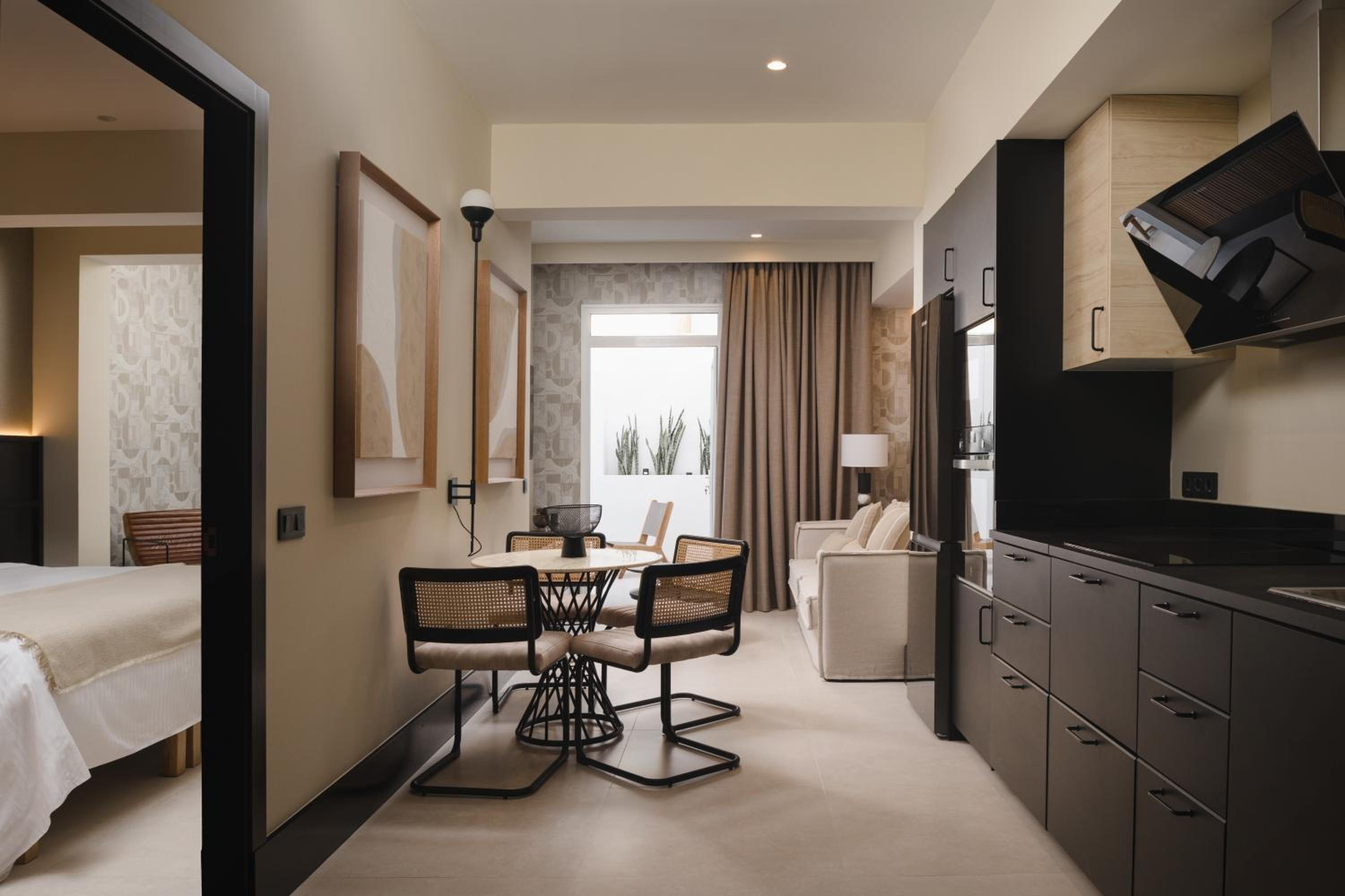 Blue Marina Suites - Boutique Apartments