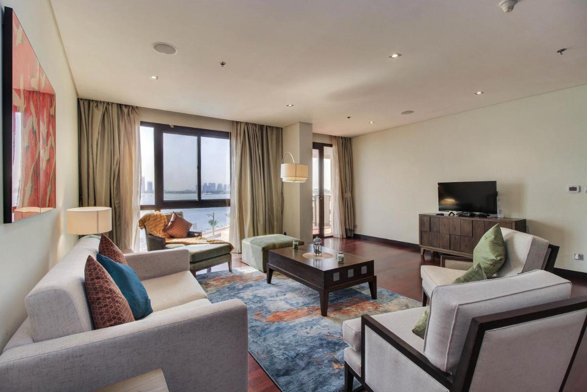 Luxe Getaways Royal Amwaj Palm Jumeirah Resort Apartment Holiday Home