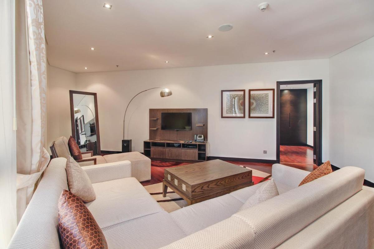 Luxe Getaways Royal Amwaj Palm Jumeirah Resort Apartment Holiday Home