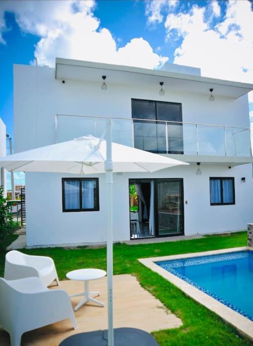 Sunset Beach Villa
