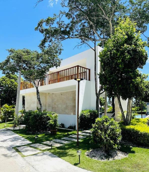 Sunset Beach Villa