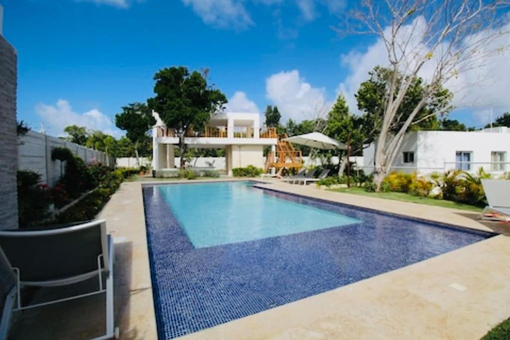 Sunset Beach Villa