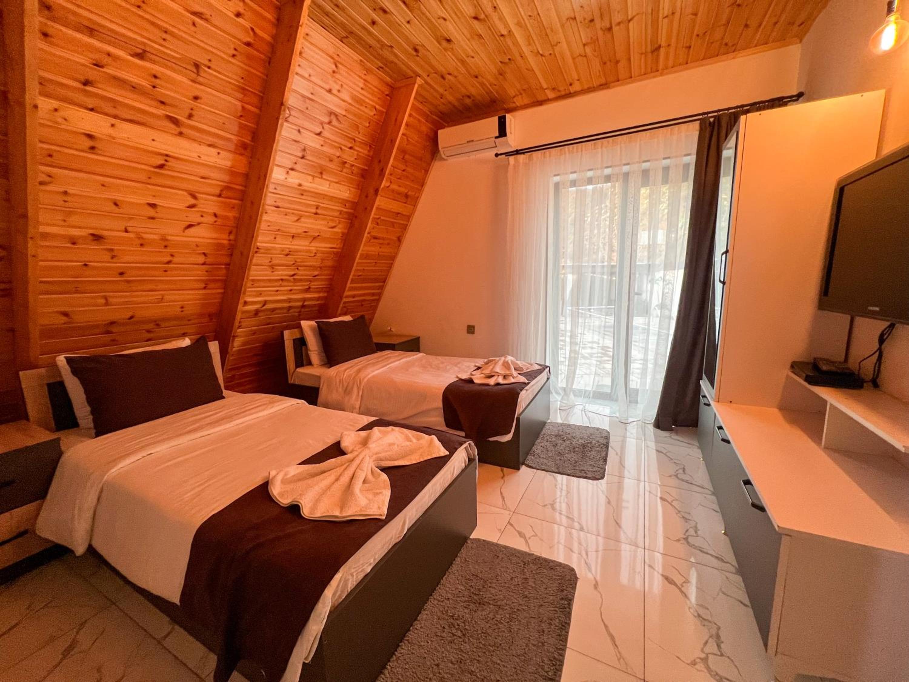 Area36 Family Chalet