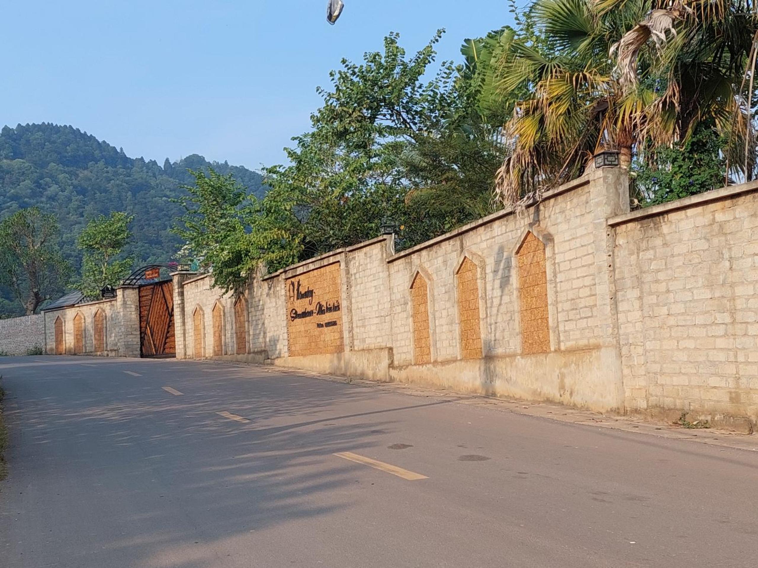 Nha Ben Suoi - Venuestay