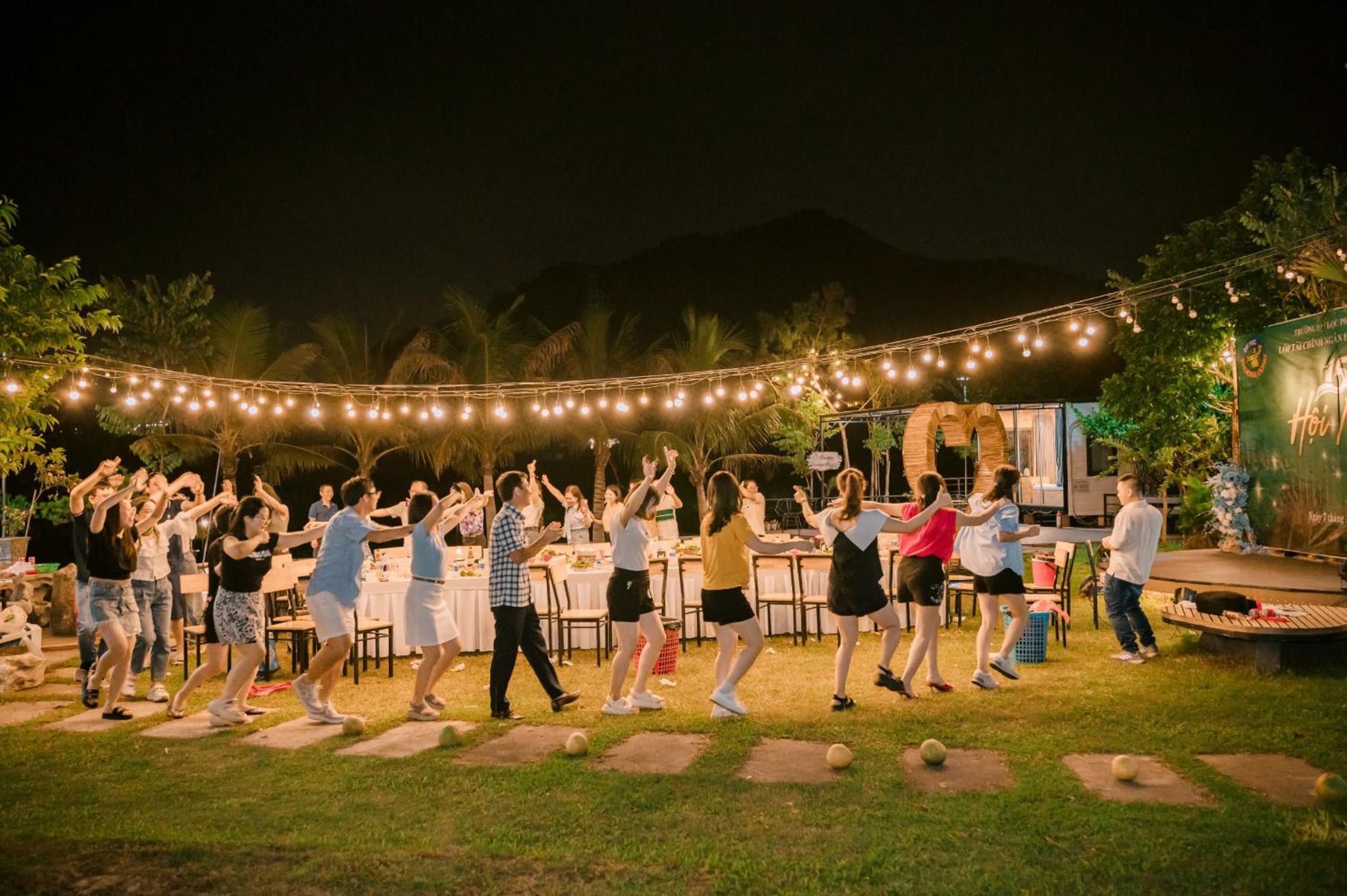Nha Ben Suoi - Venuestay