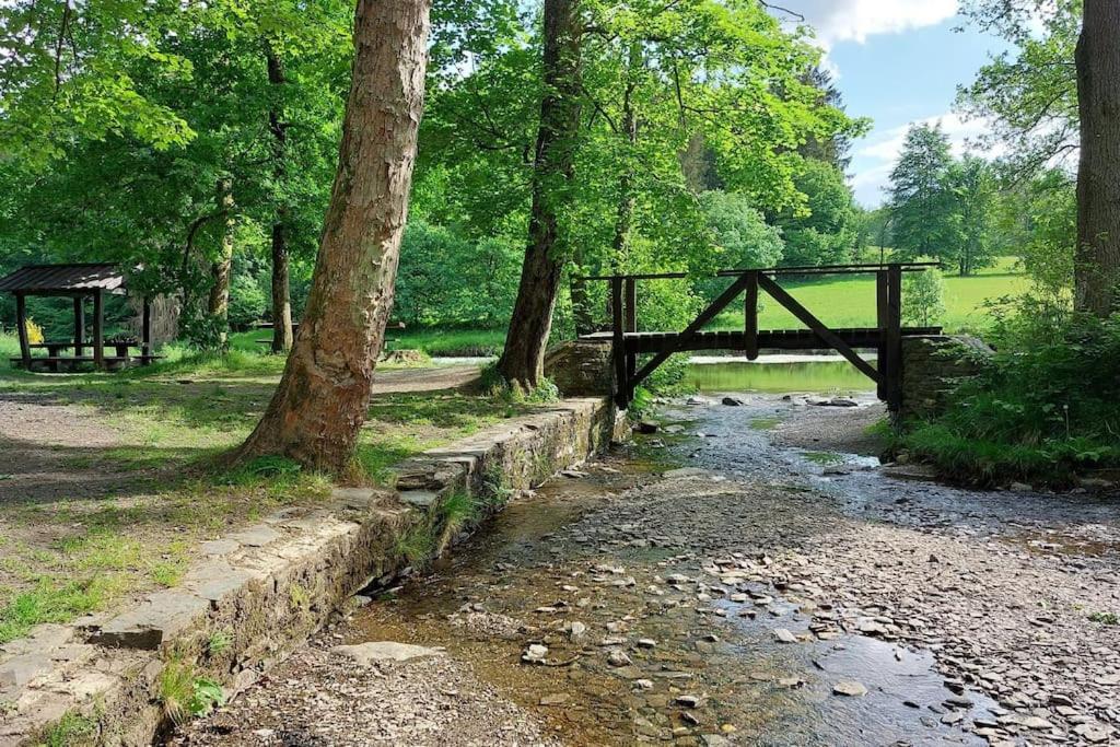 Sous le Charme - Gîte rural grande capacité (16p)