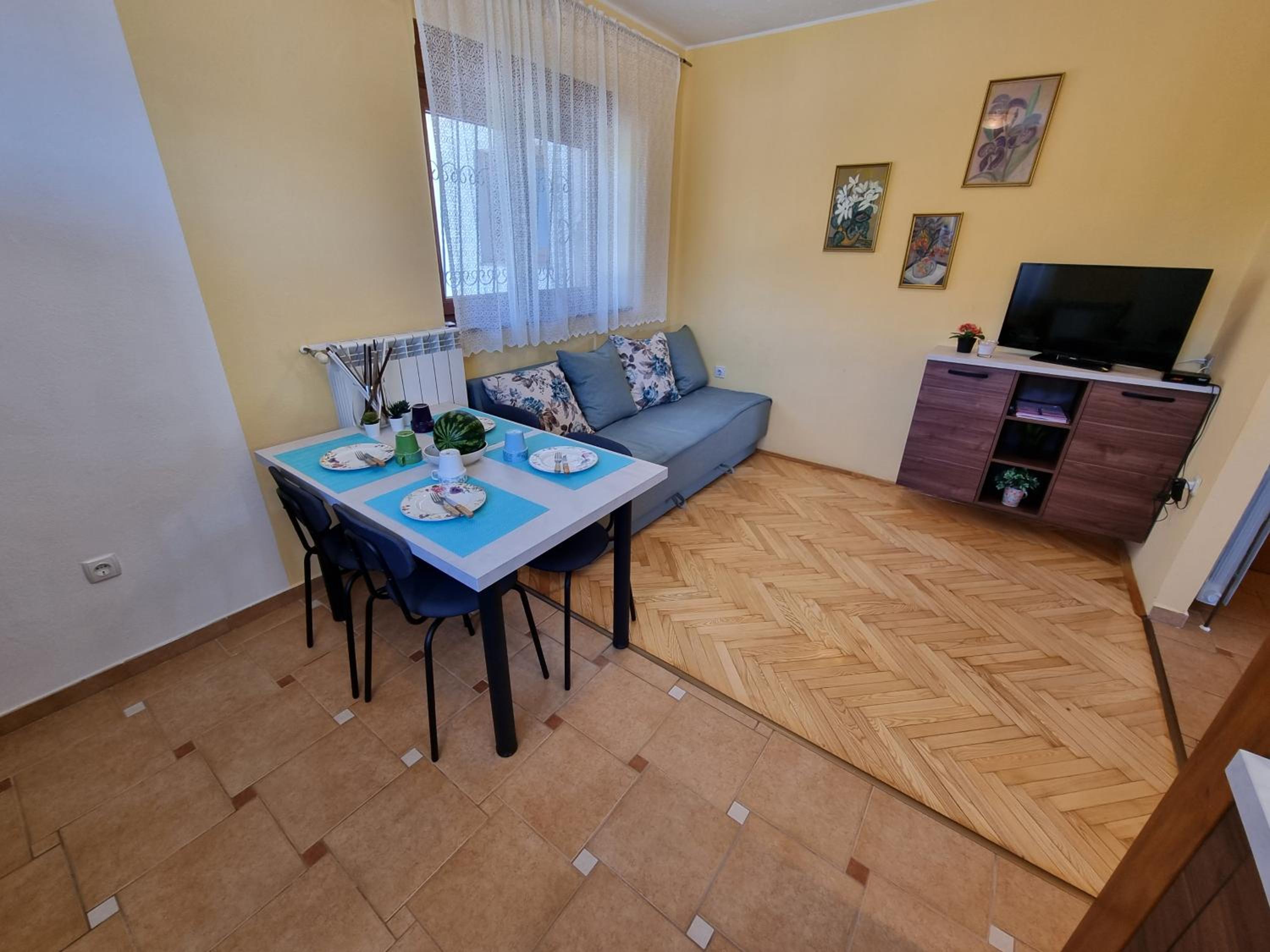 BUBI Apartments with sea view near sandy beach