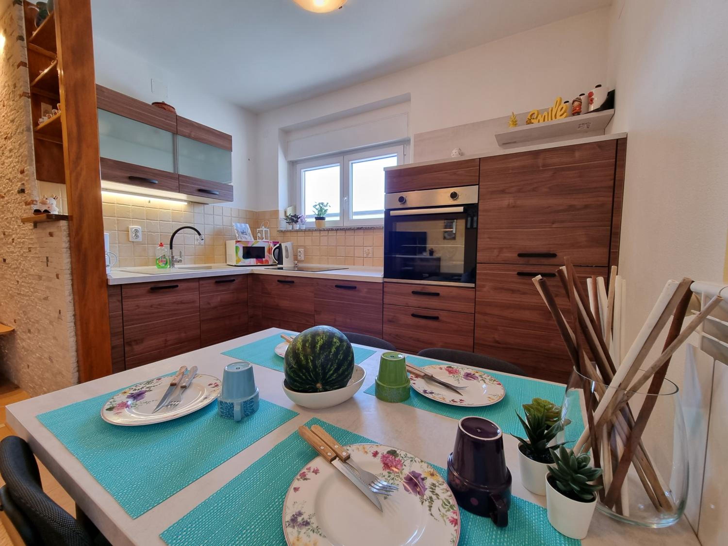 BUBI Apartments with sea view near sandy beach