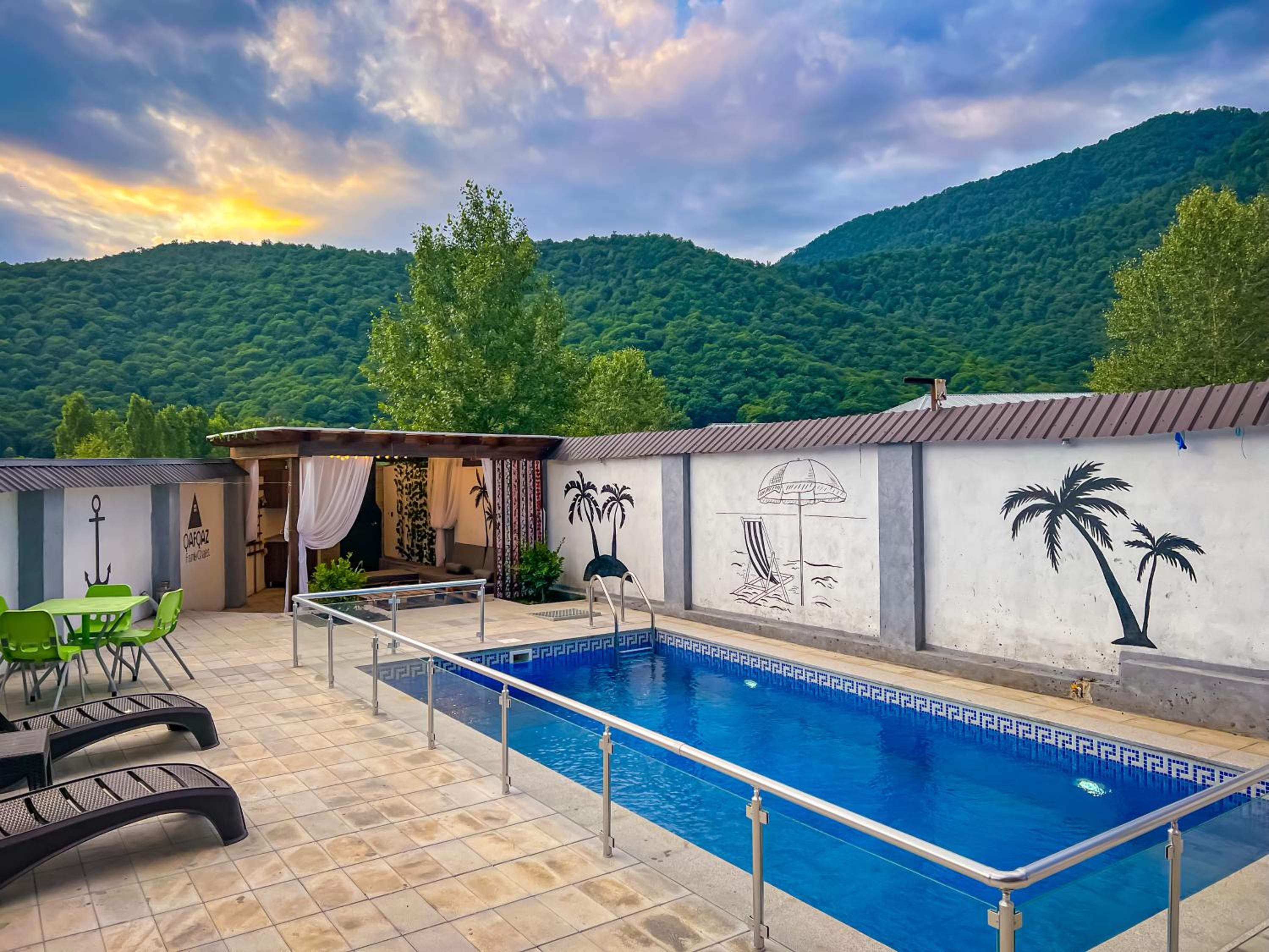 Area36 Family Chalet