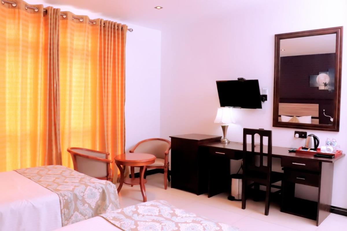Photo 7