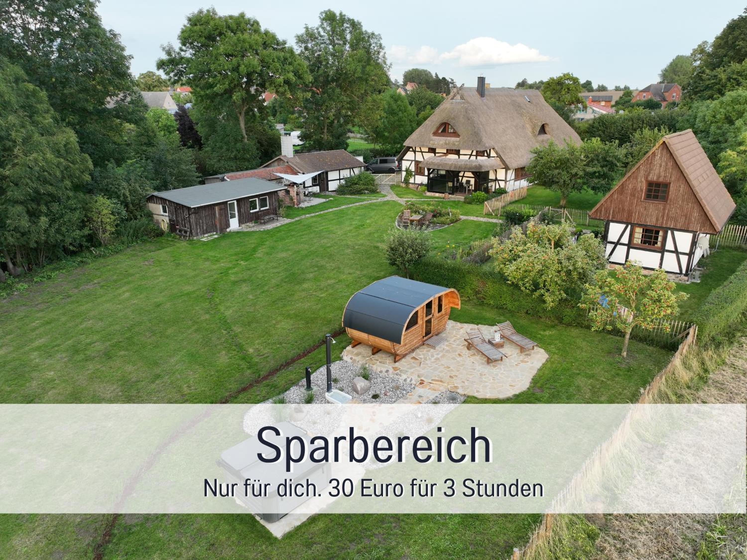 Reetmeer Apartments Spa & Reetdach am Salzhaff