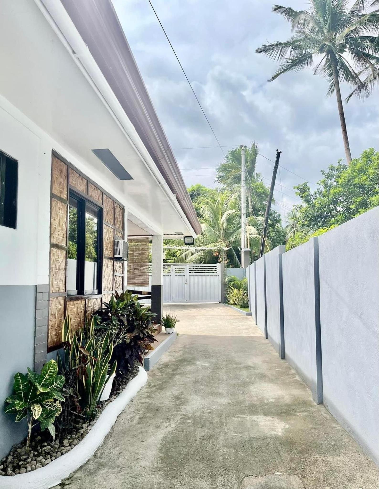 Diez Dregger Fully Furnished Apartments