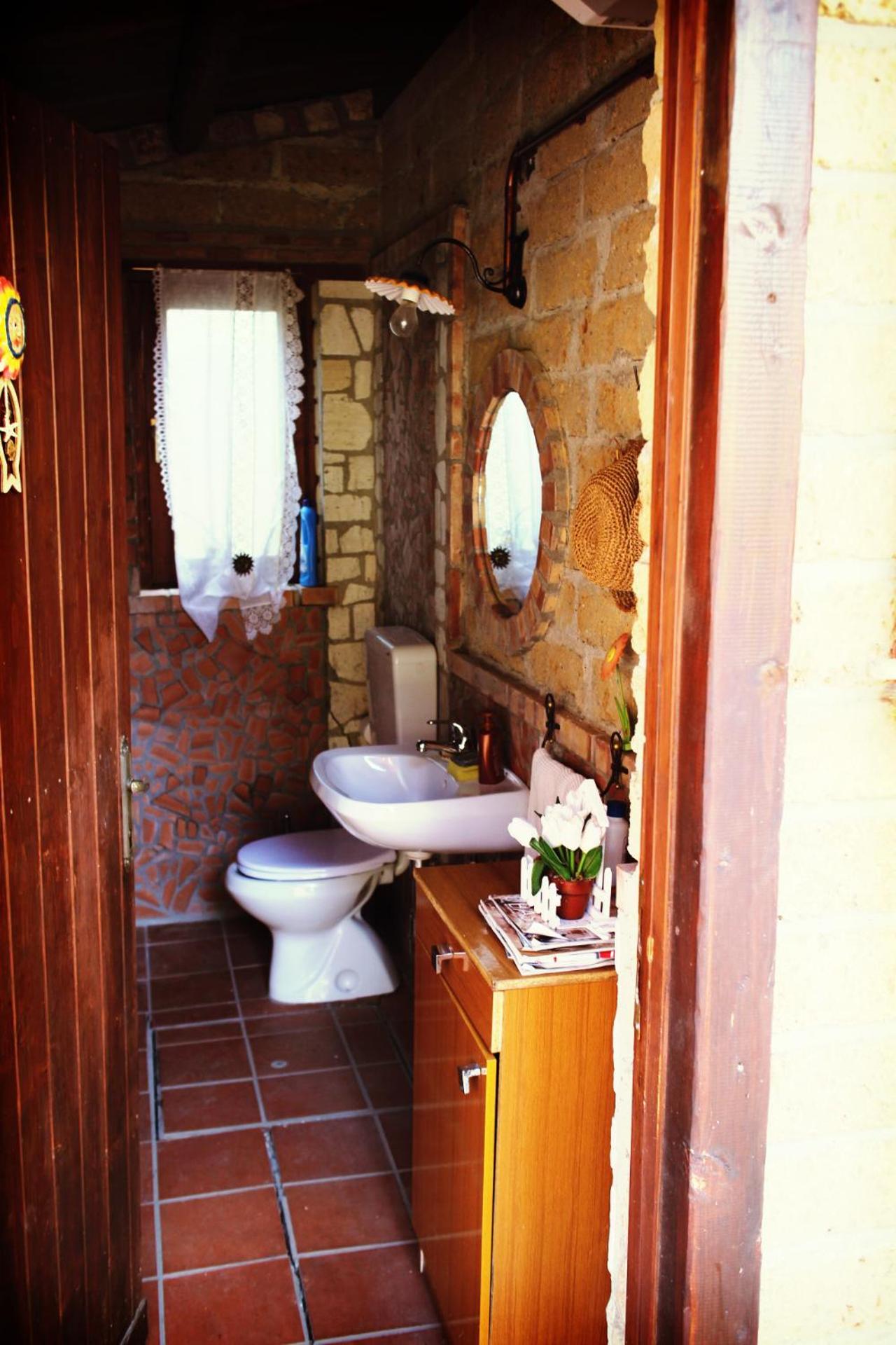 Photo 37