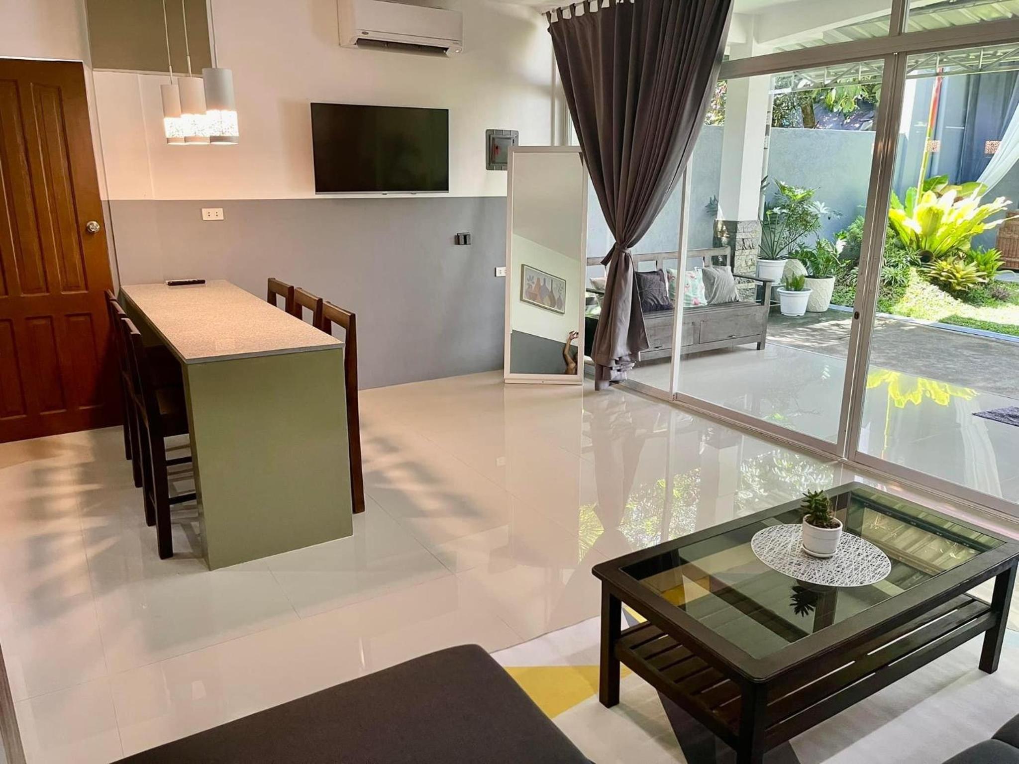 Diez Dregger Fully Furnished Apartments