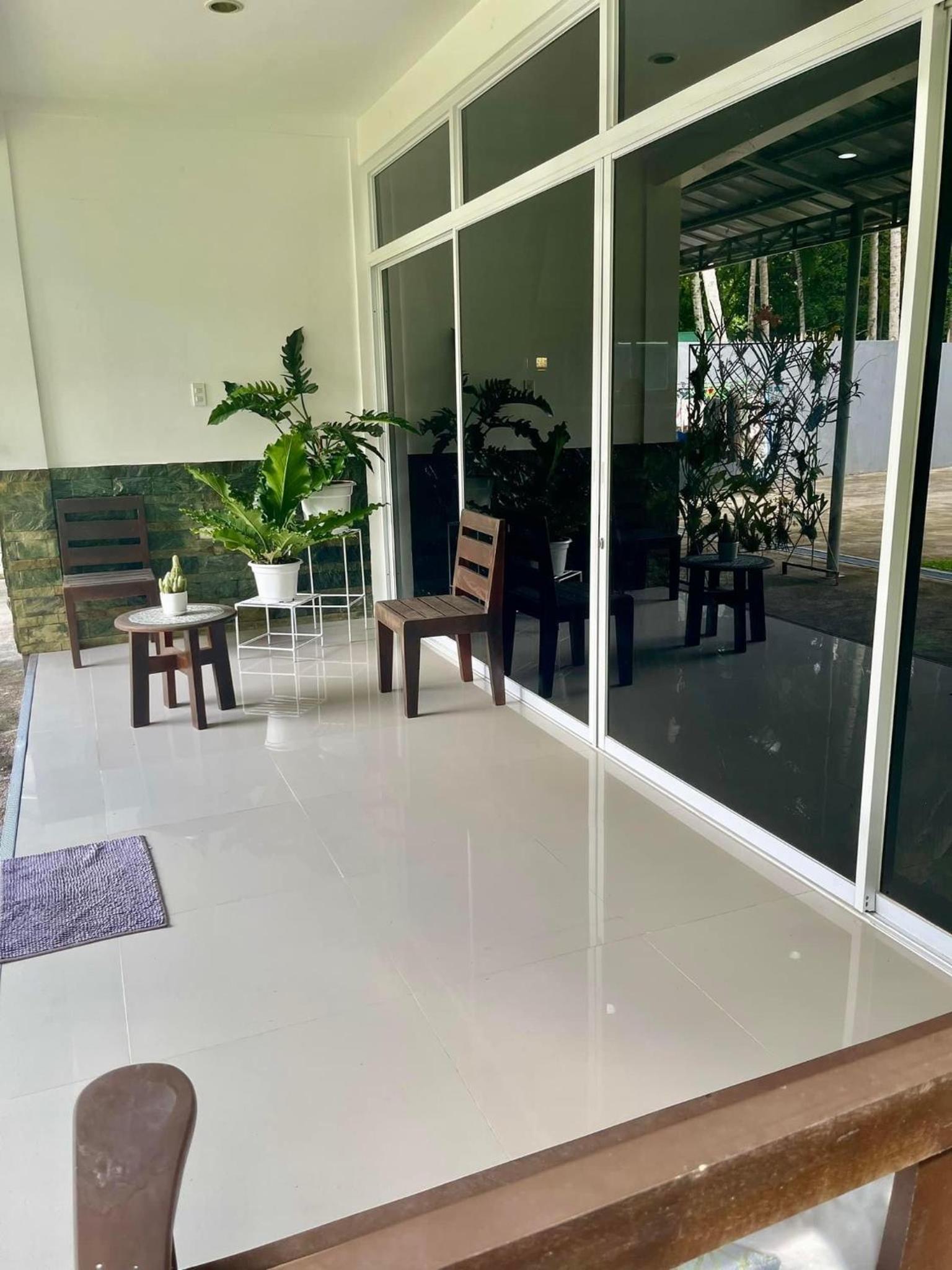 Diez Dregger Fully Furnished Apartments