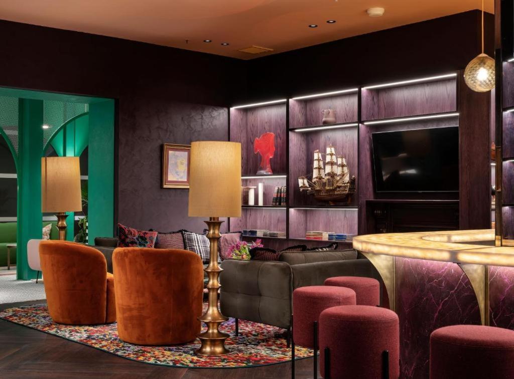 Boutique Hotel Complex Apartment with Hot Tub, Pool & Gym view 3