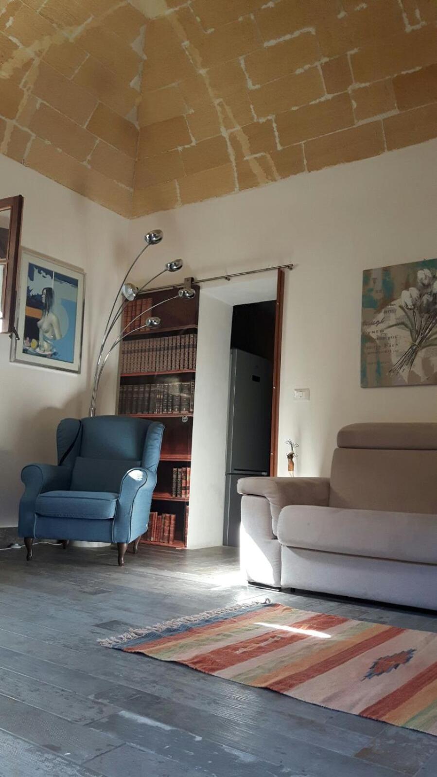 Hotel Garibaldi 15 - Image 1