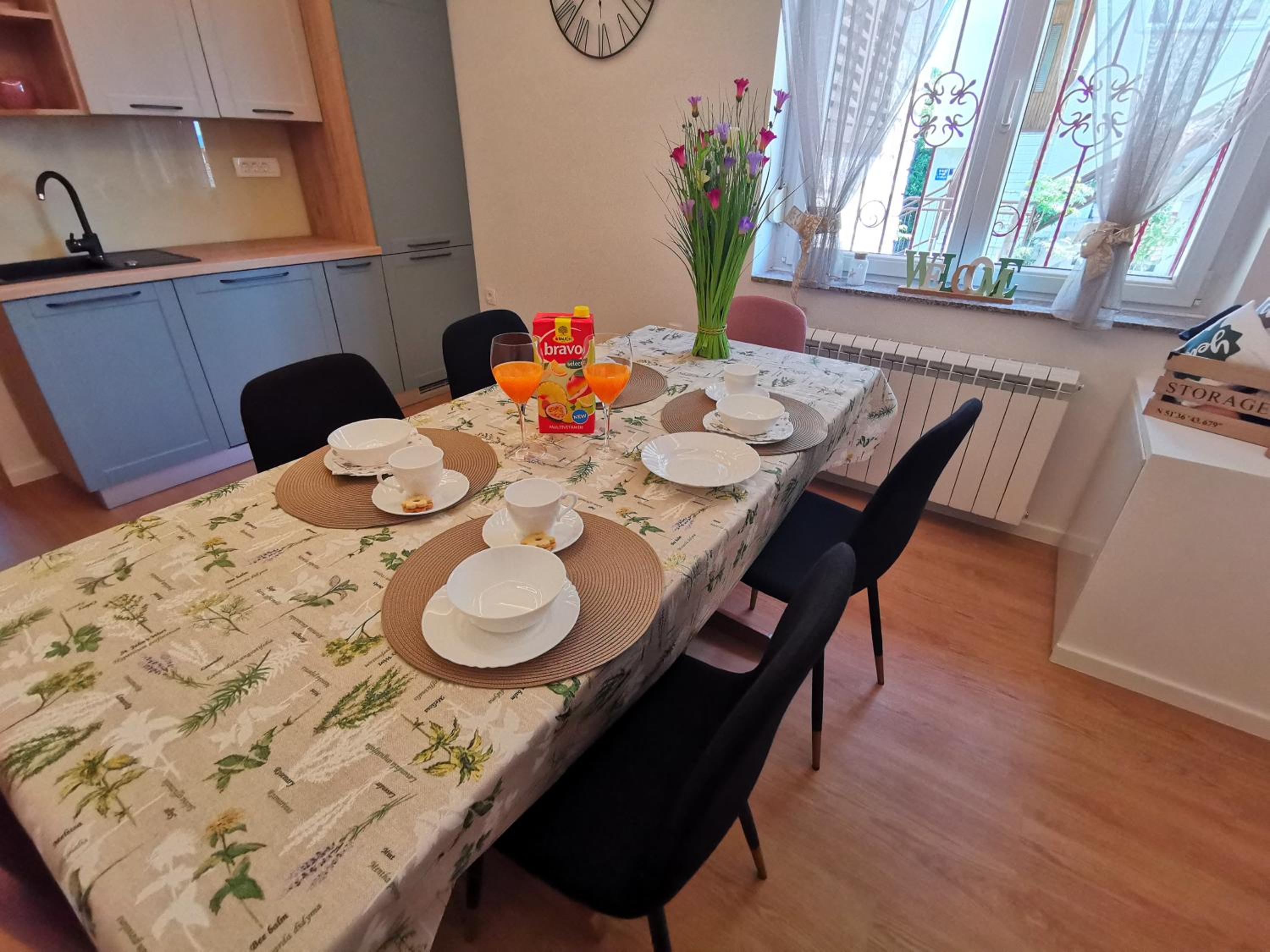 BUBI Apartments with sea view near sandy beach