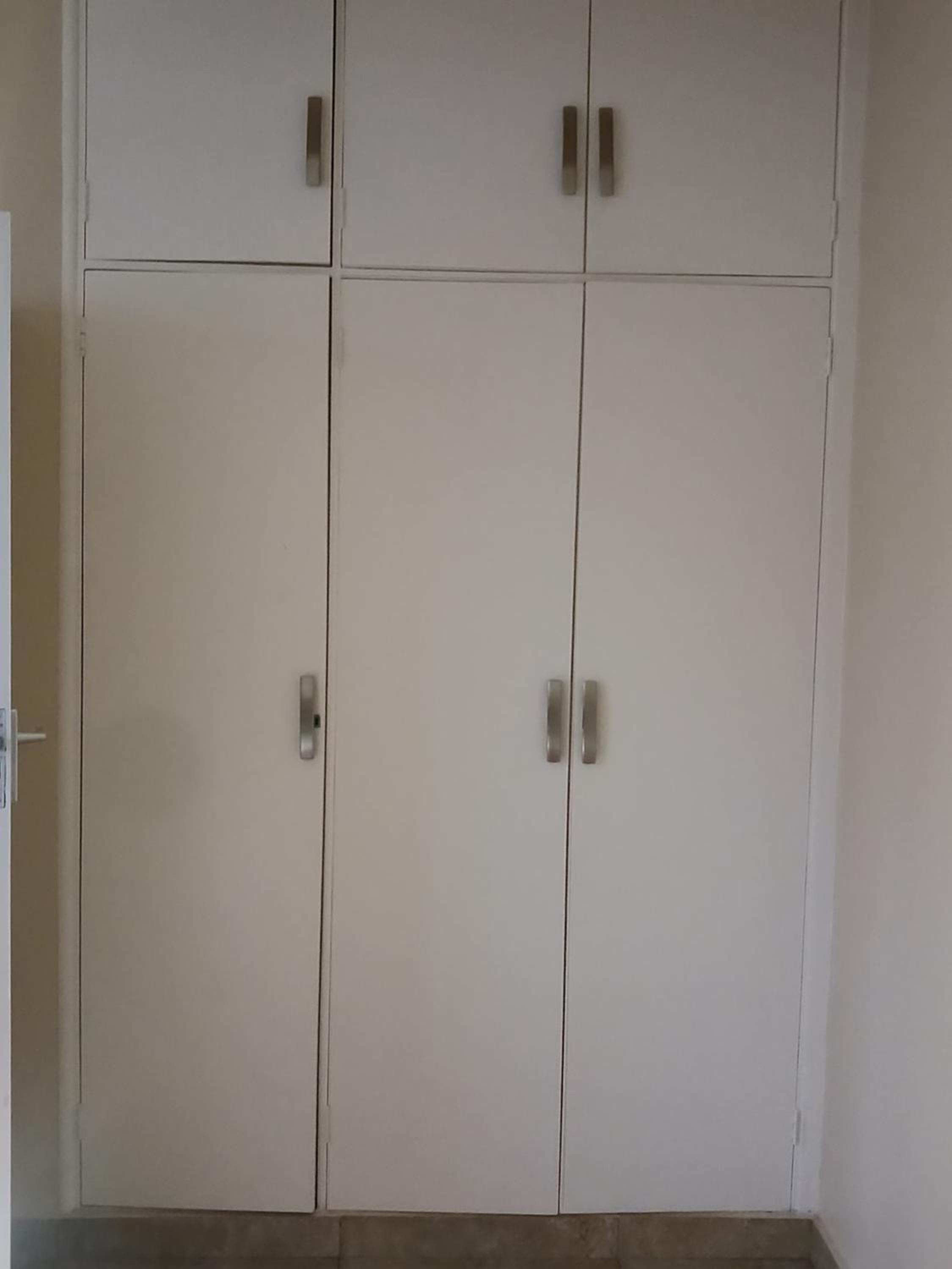 2 bedroom Flat view 4