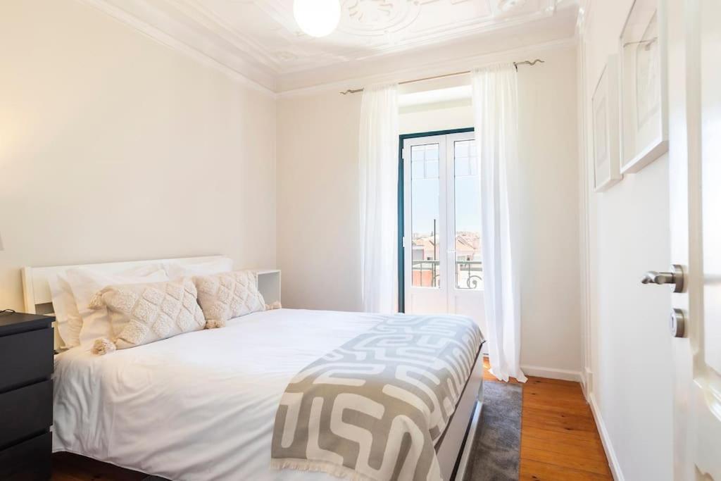 Spacious apartment near Saldanha view 3