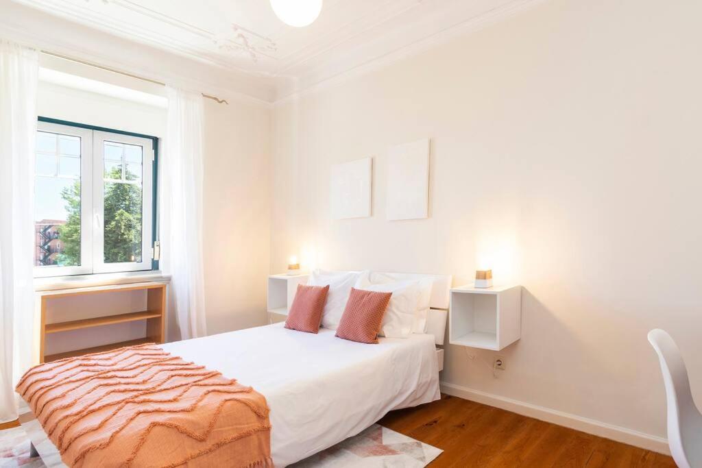 Spacious apartment near Saldanha view 2