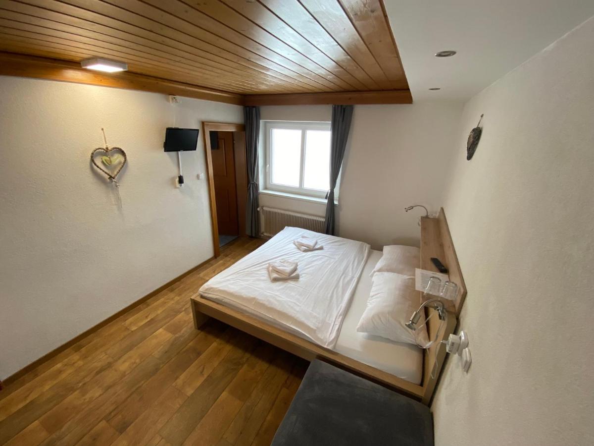 Pension Tyrol