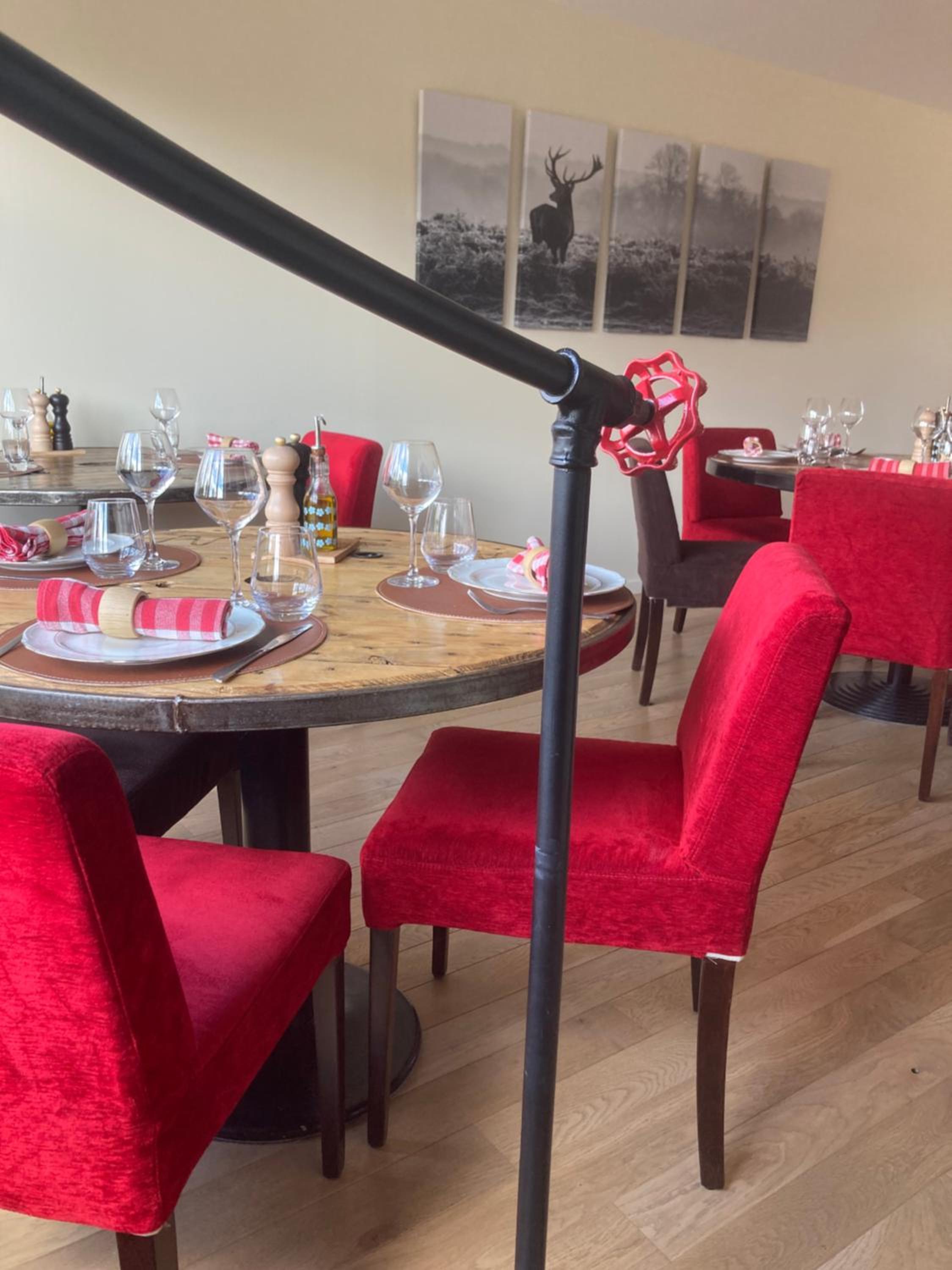 restaurant