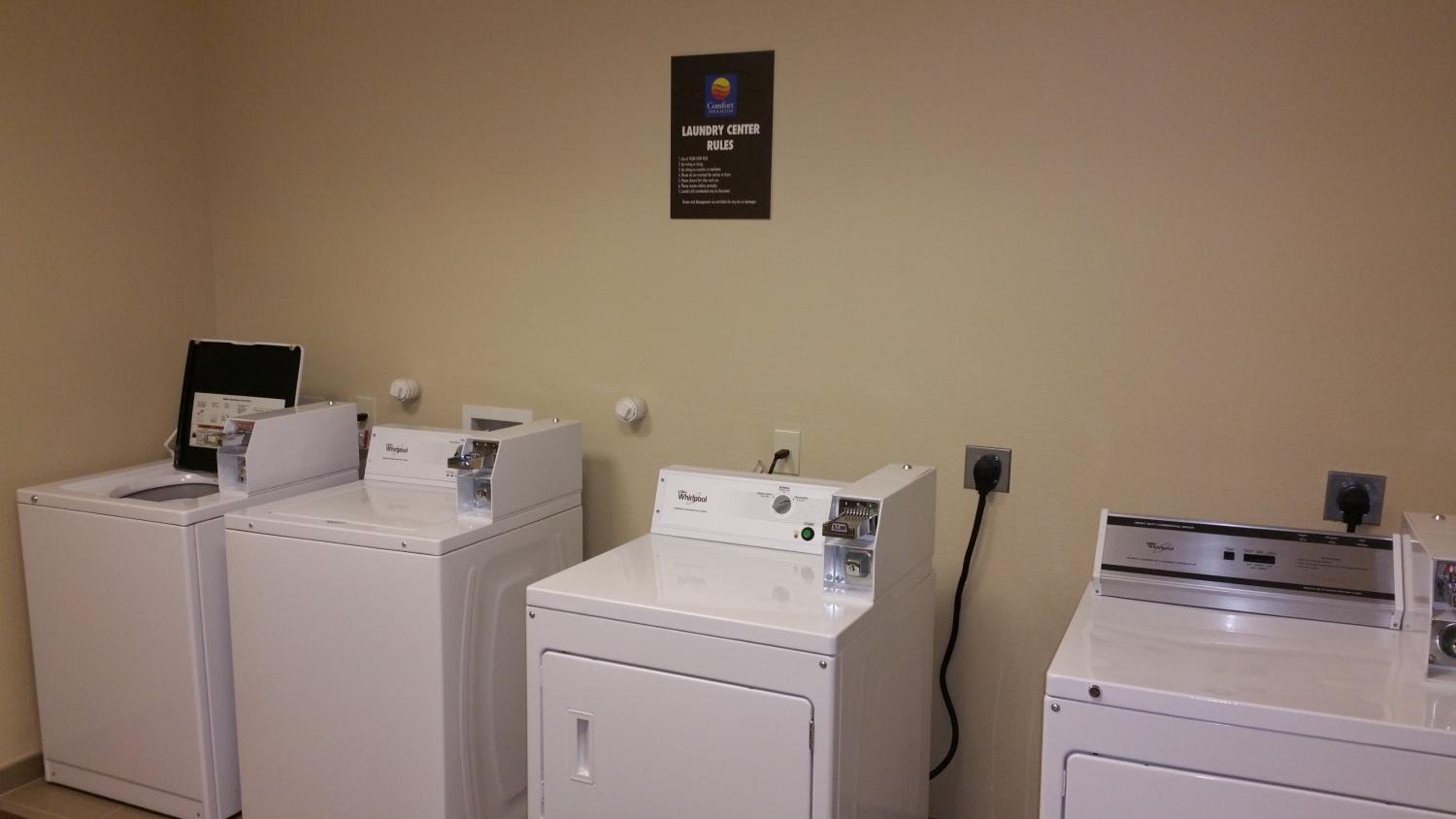 Comfort Inn & Suites Lakeside