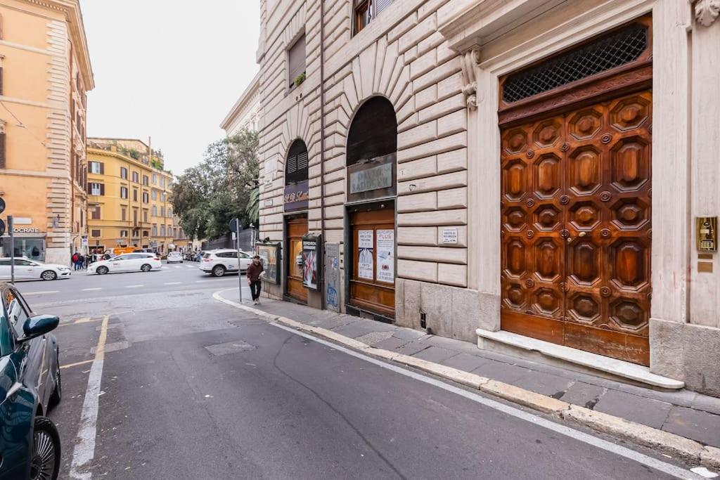 Clemente XII Al Quirinale House