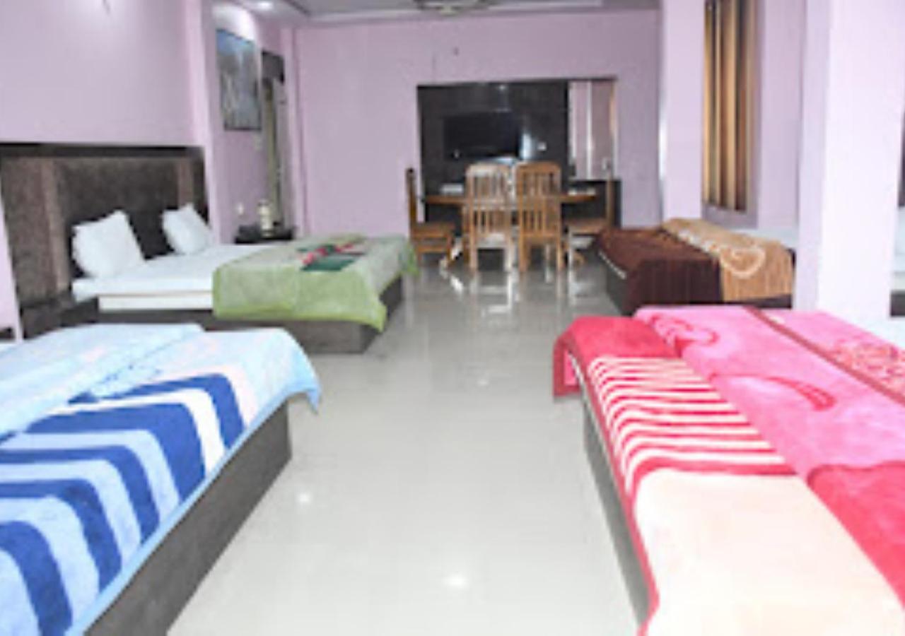 Hotel Yash palace & OK Veg Resturant Maihar