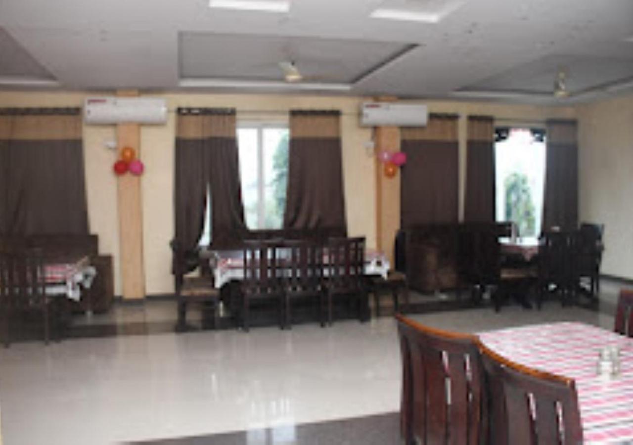 Hotel Yash palace & OK Veg Resturant Maihar