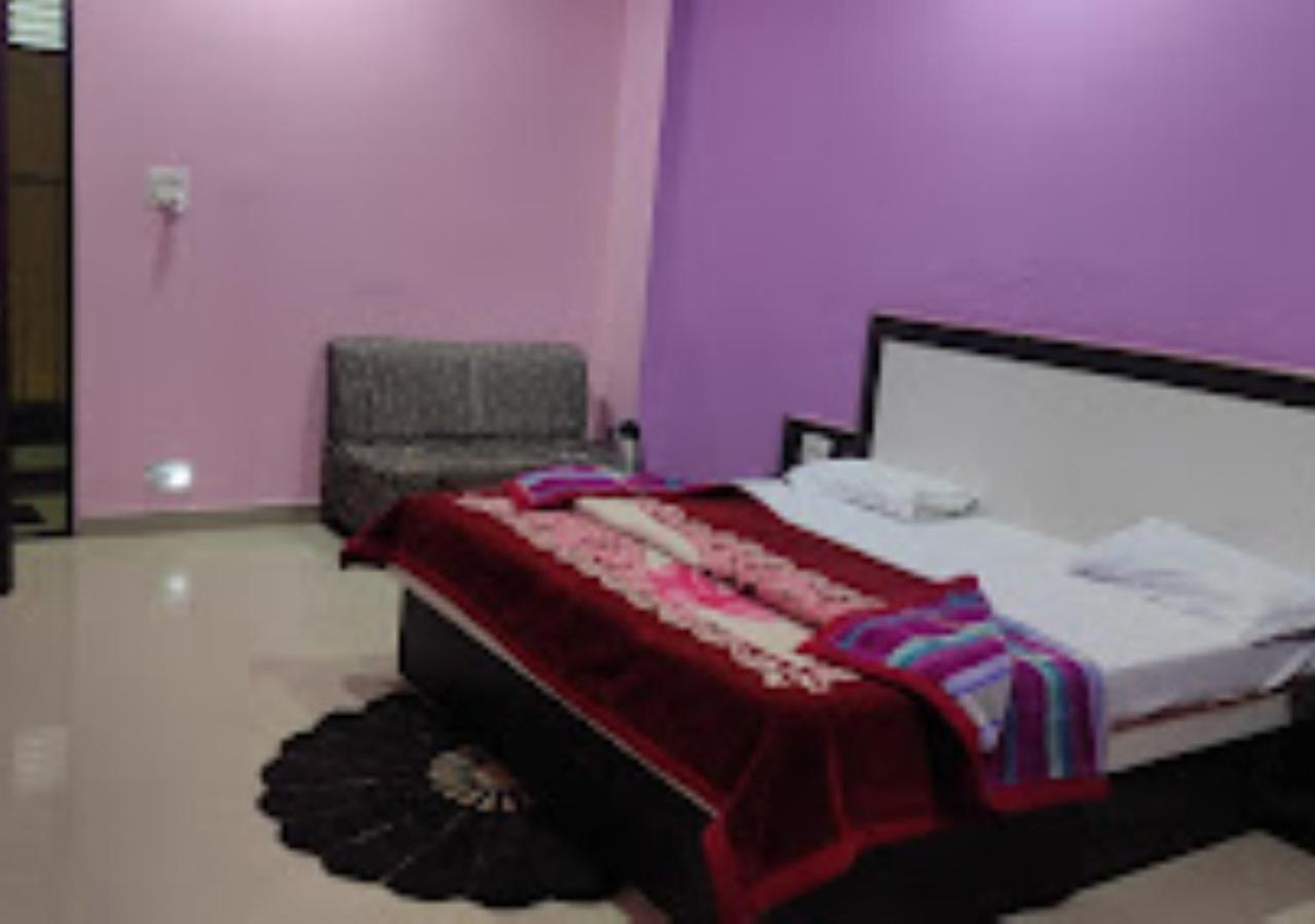 Hotel Yash palace & OK Veg Resturant Maihar