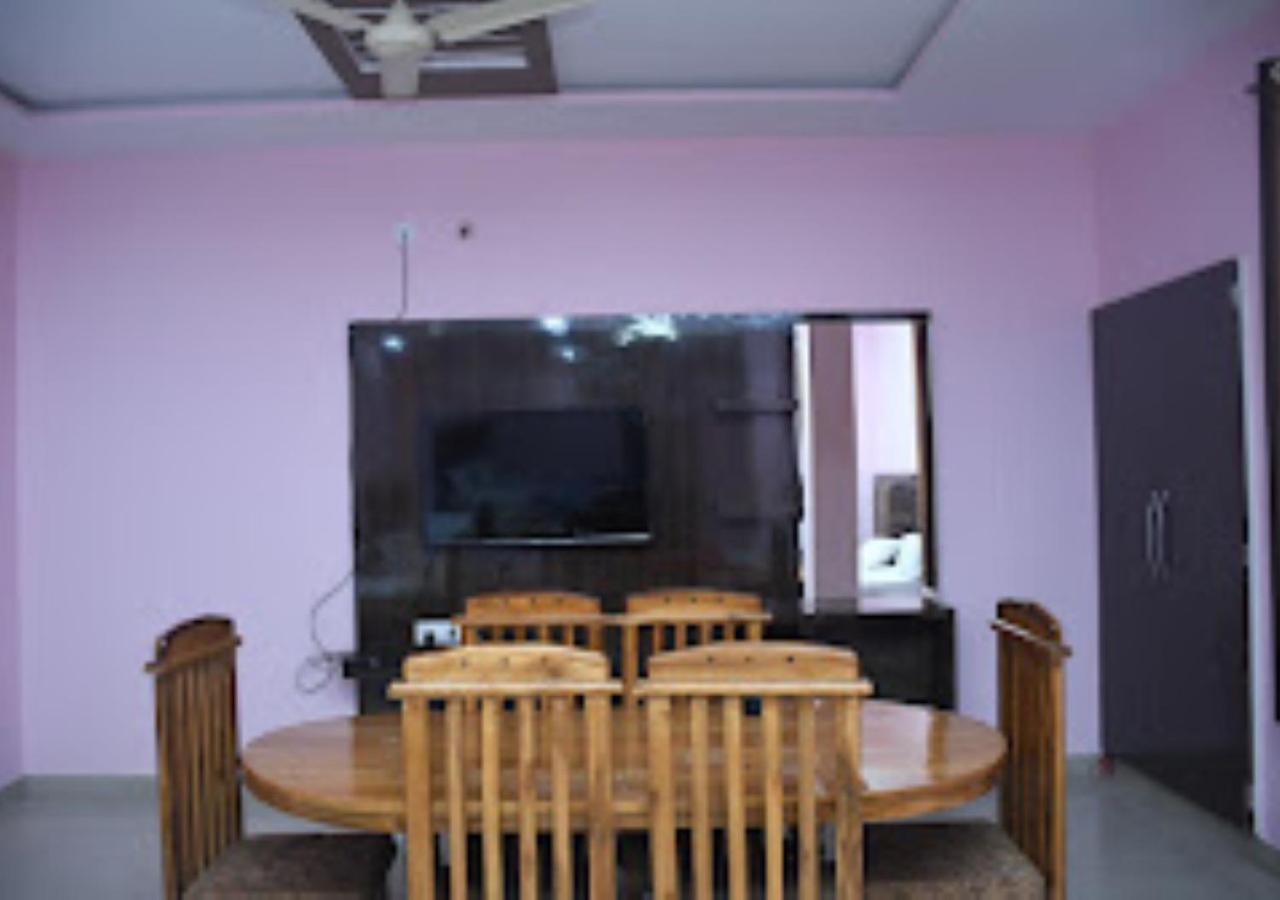 Hotel Yash palace & OK Veg Resturant Maihar