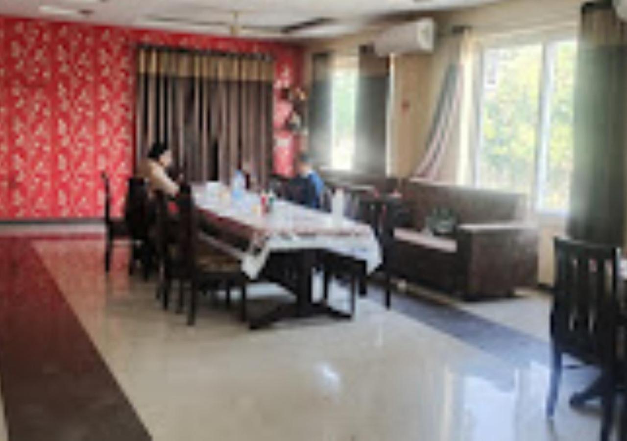 Hotel Yash palace & OK Veg Resturant Maihar