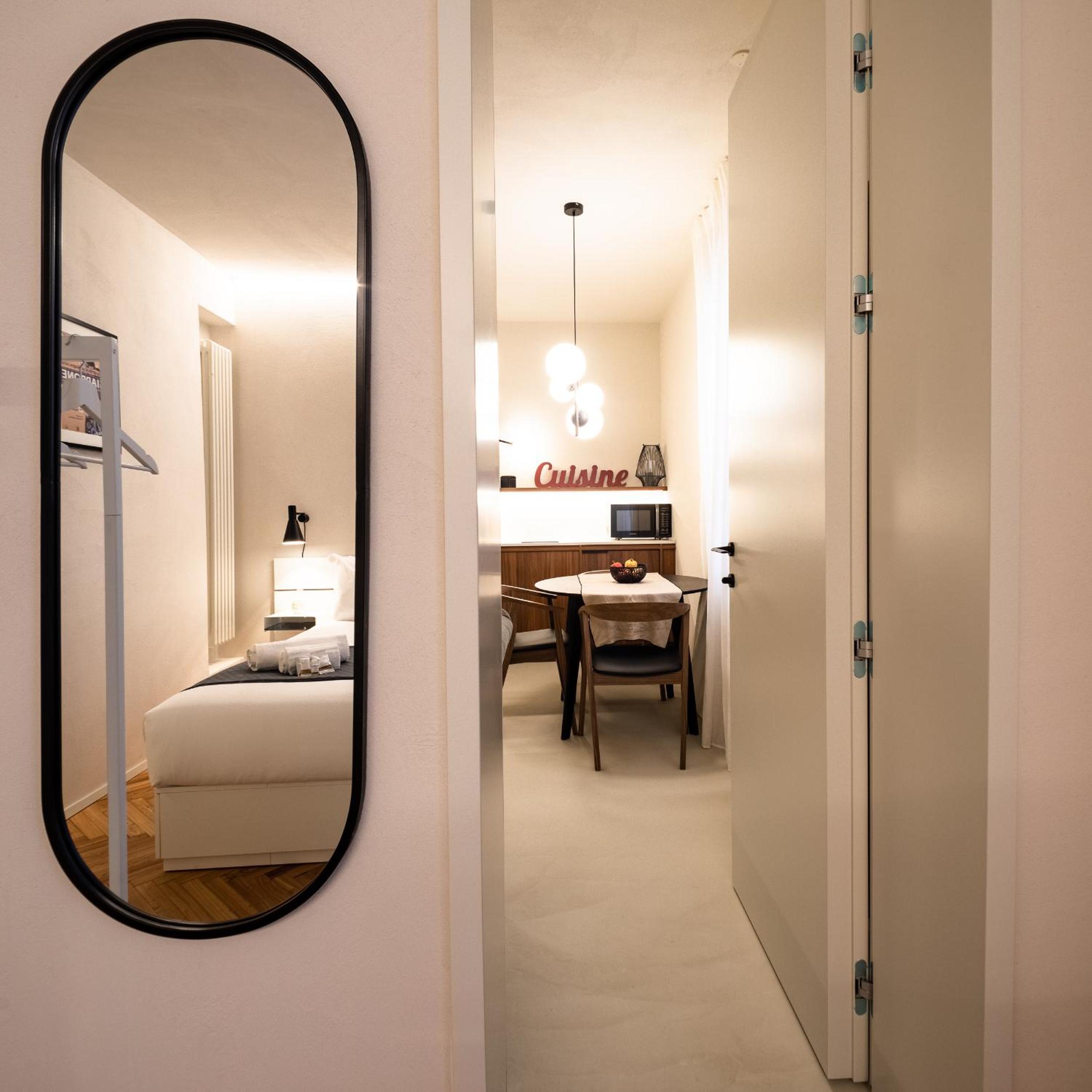 Verona Liberty Flats - Torricelle e Adige view 4