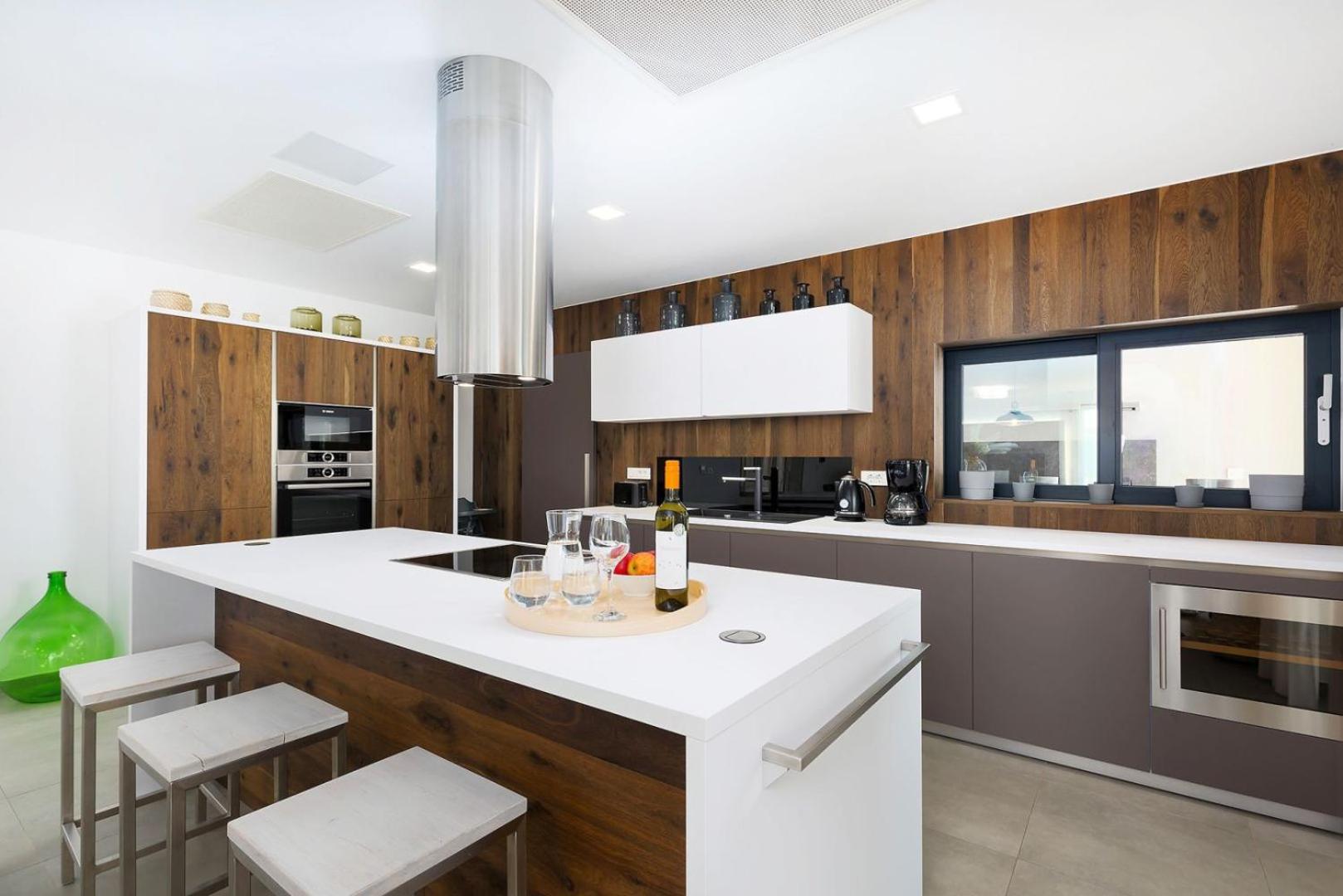 Modern villa Damian with jacuzzi near Porec view 5