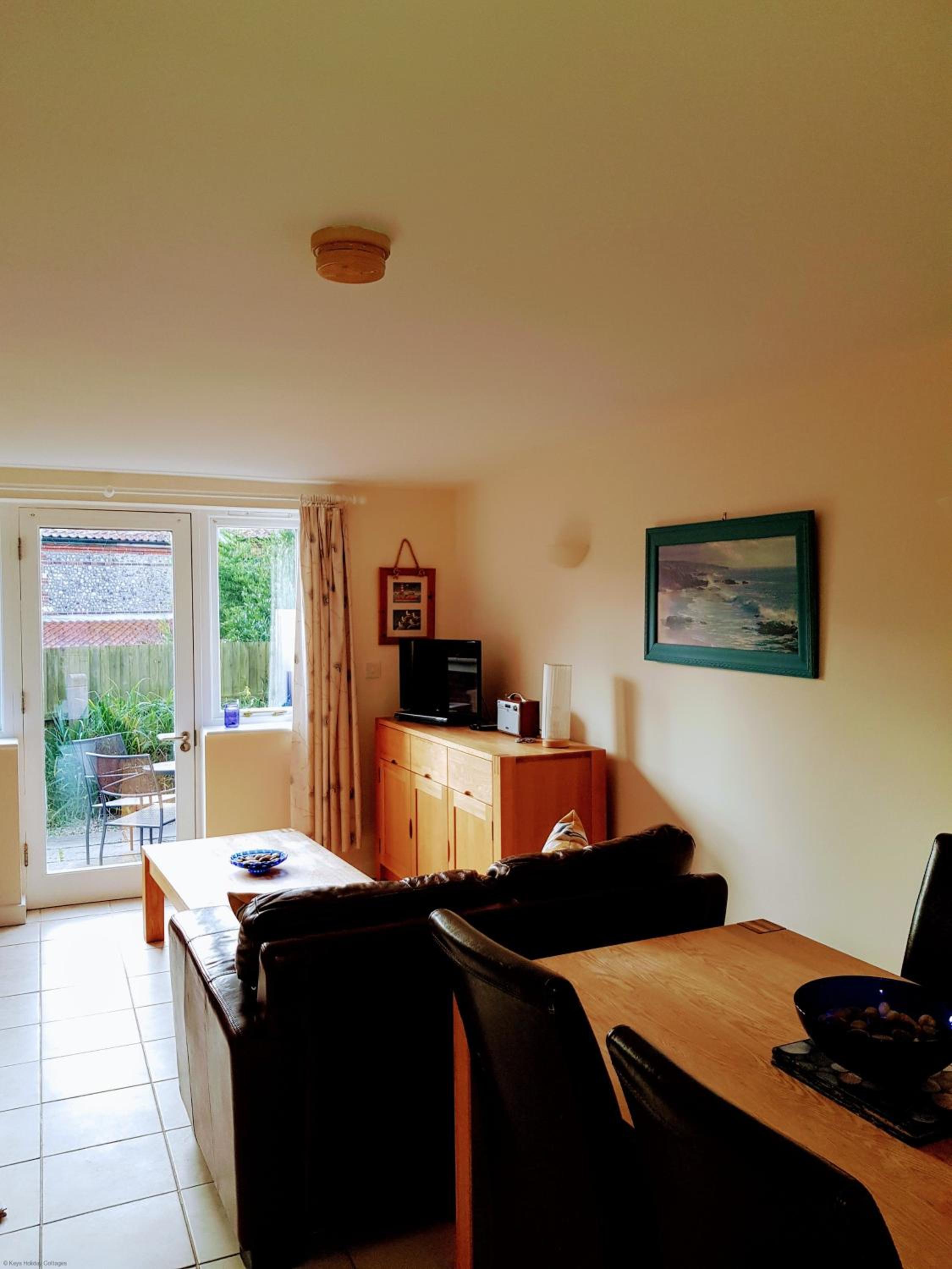 9 Canada Road view 4