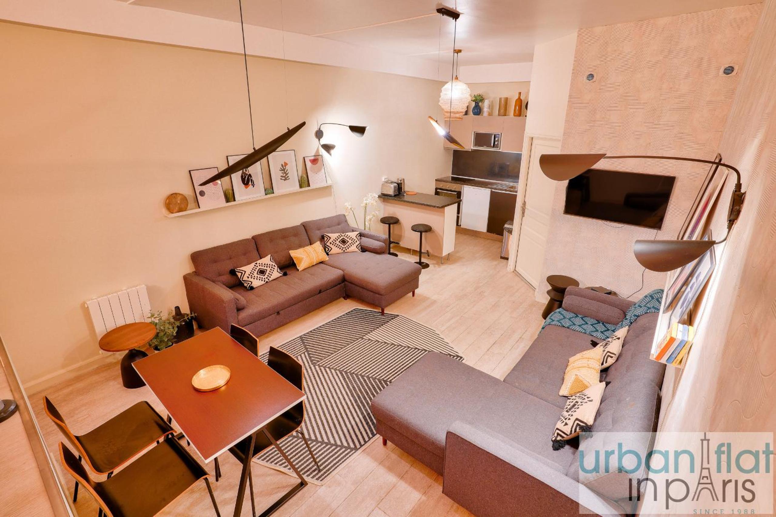 33 - Flat Av des Champs-Élysées