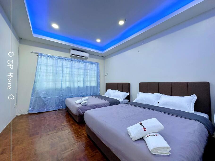 Private Swimming Pool 18pax KL