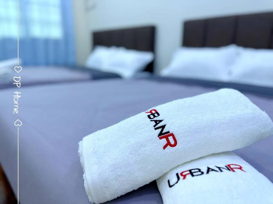 Private Swimming Pool 18pax KL
