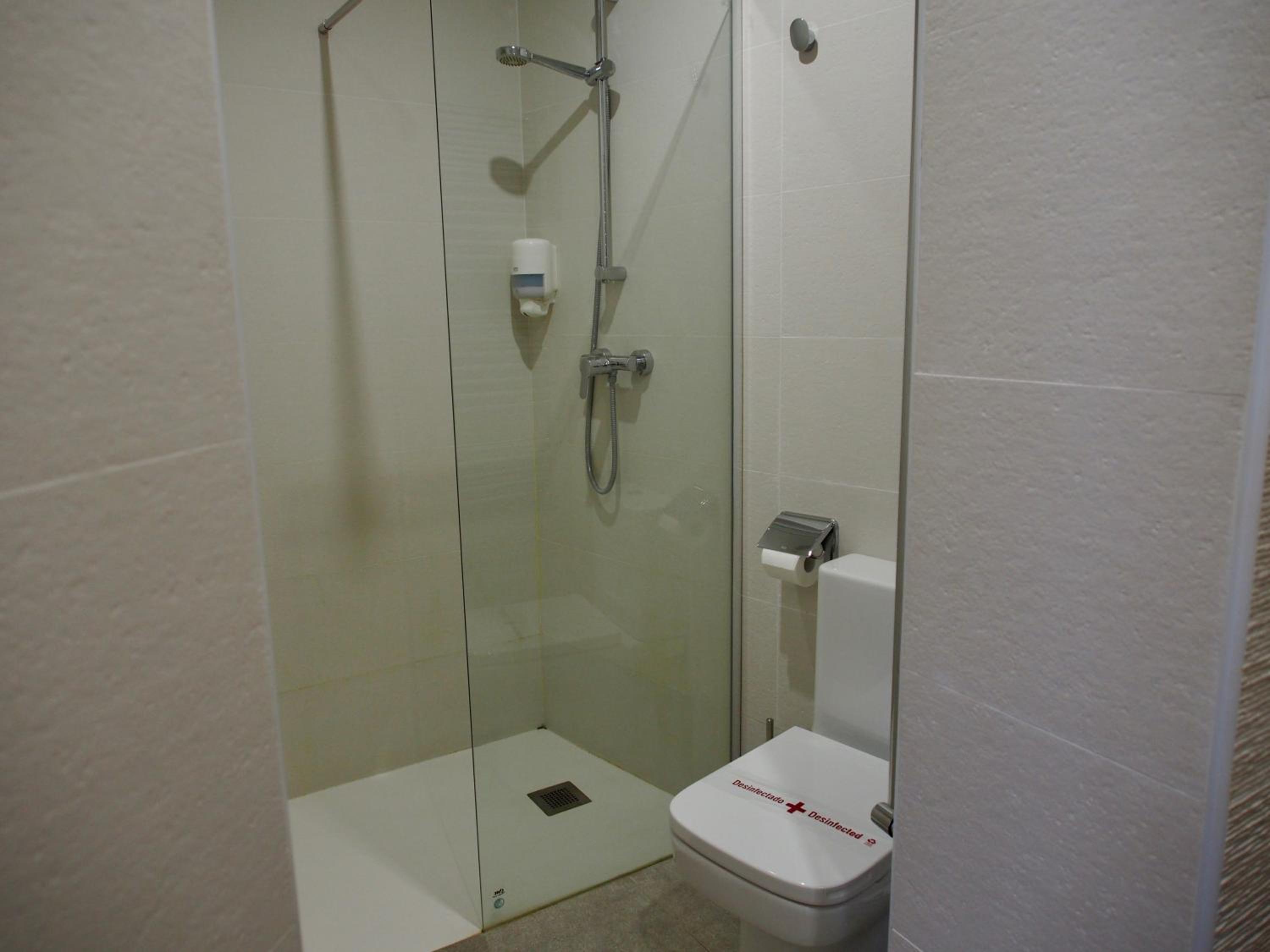 Photo 32