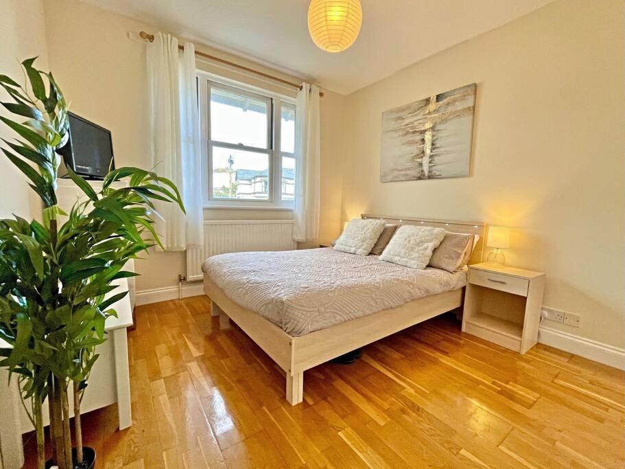 Kanangra, 2 bedroom apartment in Teignmouth view 2