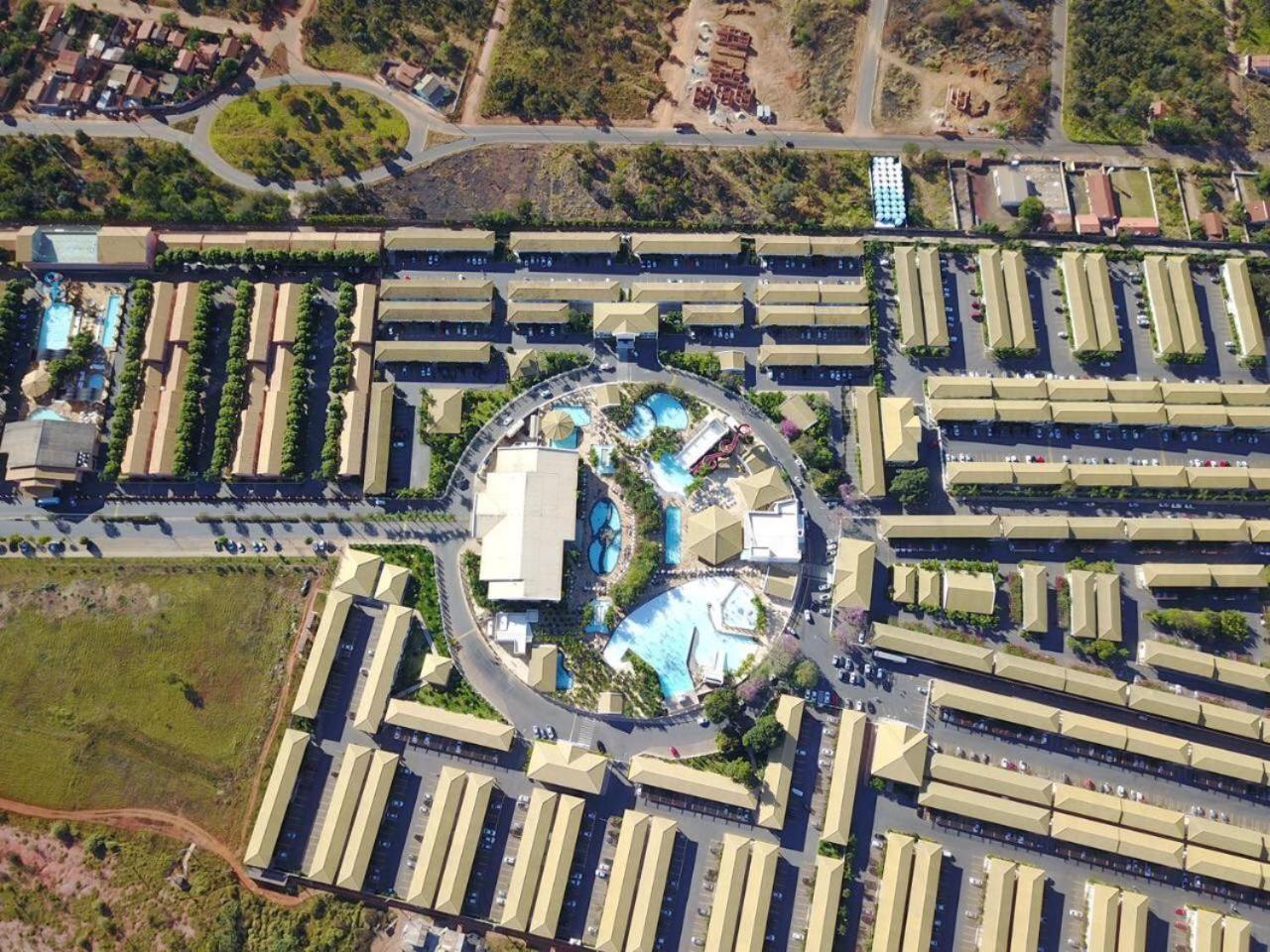 Lacqua diRoma cozinha completa park aquático 24h
