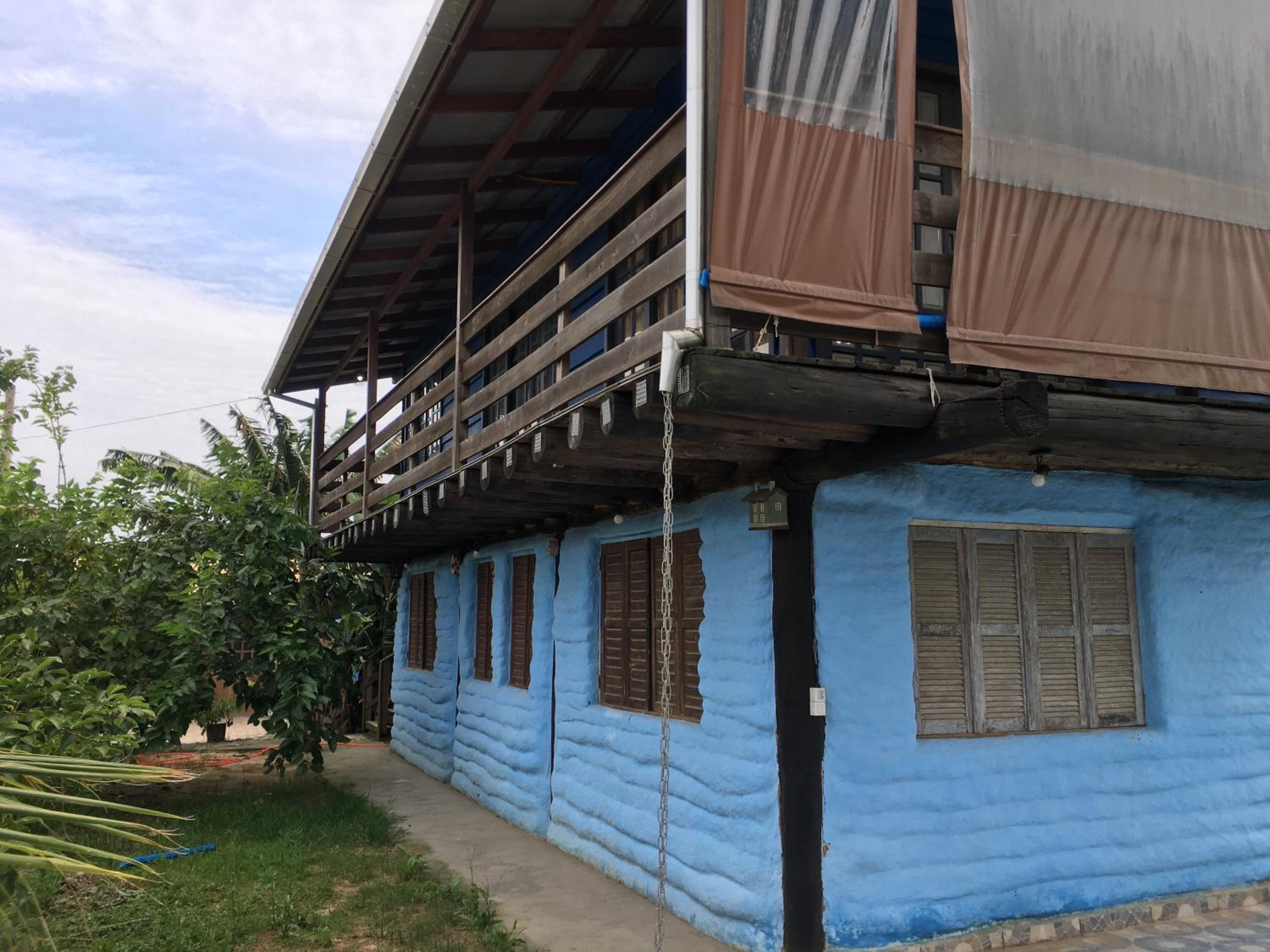 Pé na areia Biocasa com piscina a 1 quadra e meia da Praia